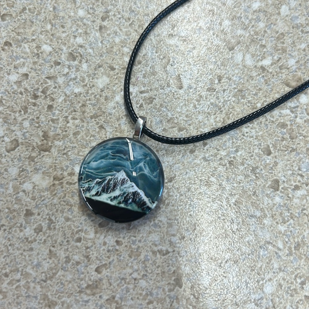 Mountain necklace